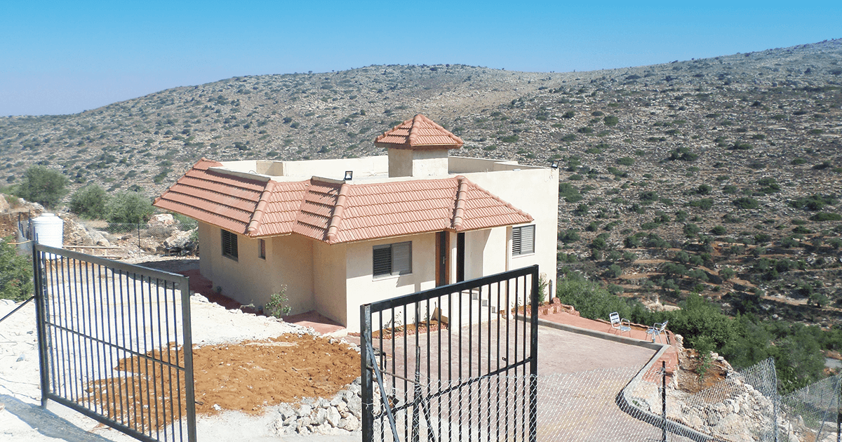 مشروع "طابو" يستكمل بناء منزل نموذجي جديد في قراوة بني زيد بمحافظة رام الله